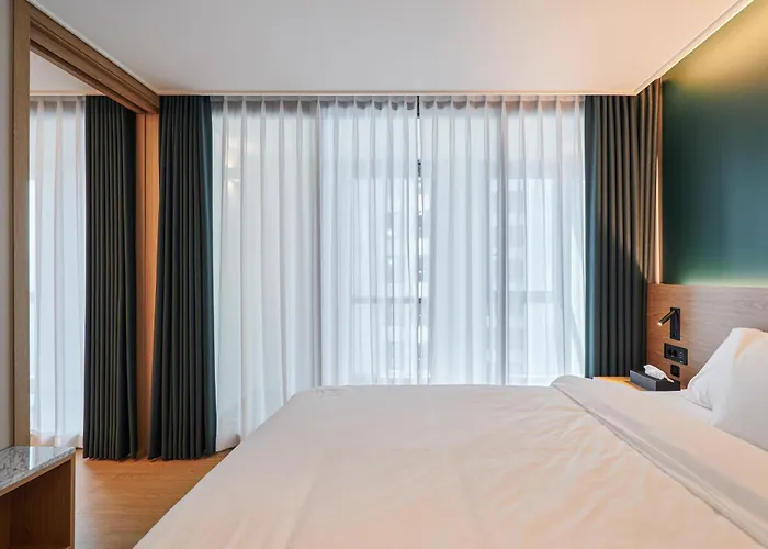 Sienna Ambassador Hotel apartamentowy Pusan